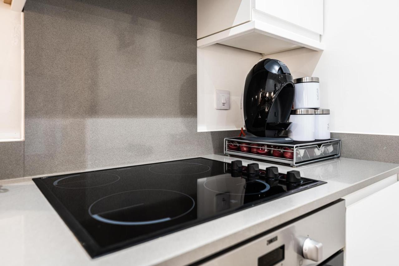 Mission Wave - Venture Apartment Staines-upon-Thames Eksteriør billede