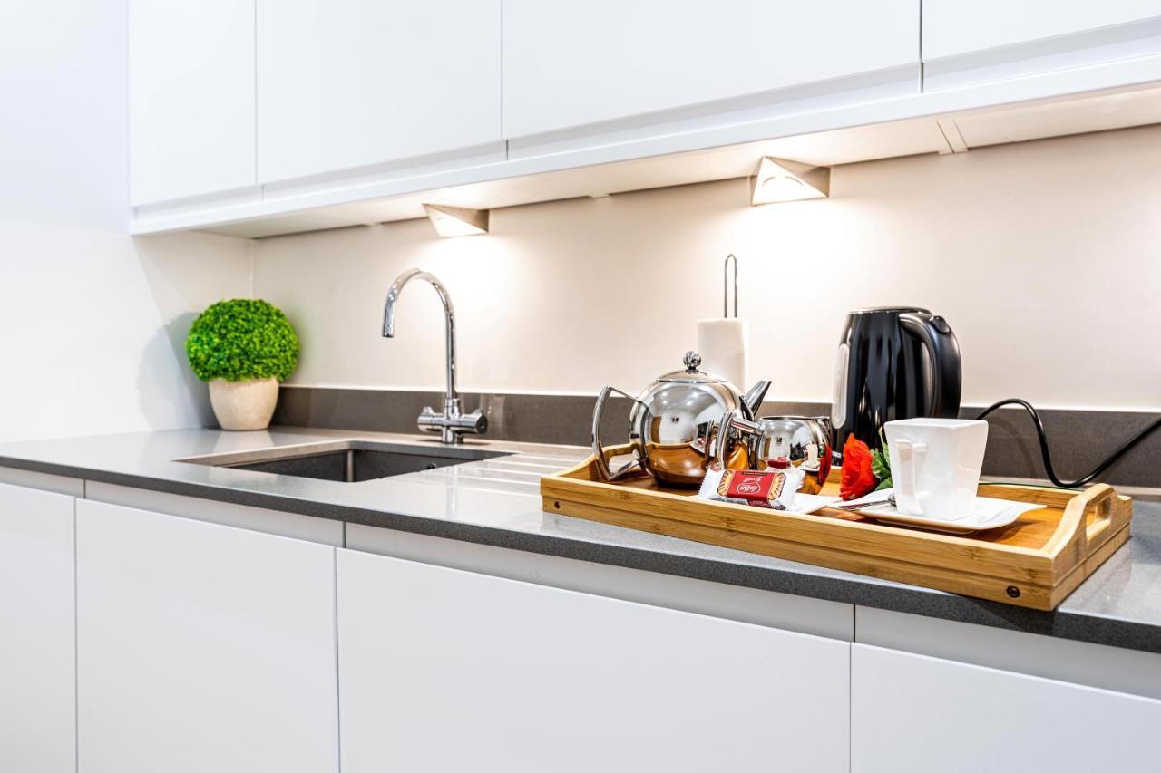 Mission Wave - Venture Apartment Staines-upon-Thames Eksteriør billede